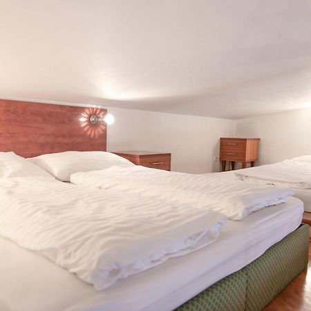 Moonlight Apartments Old Town Praha Bagian luar foto