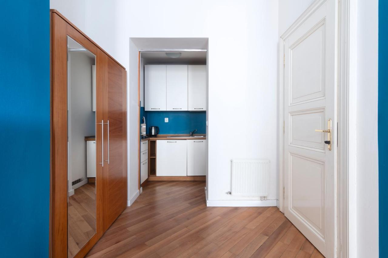 Moonlight Apartments Old Town Praha Bagian luar foto